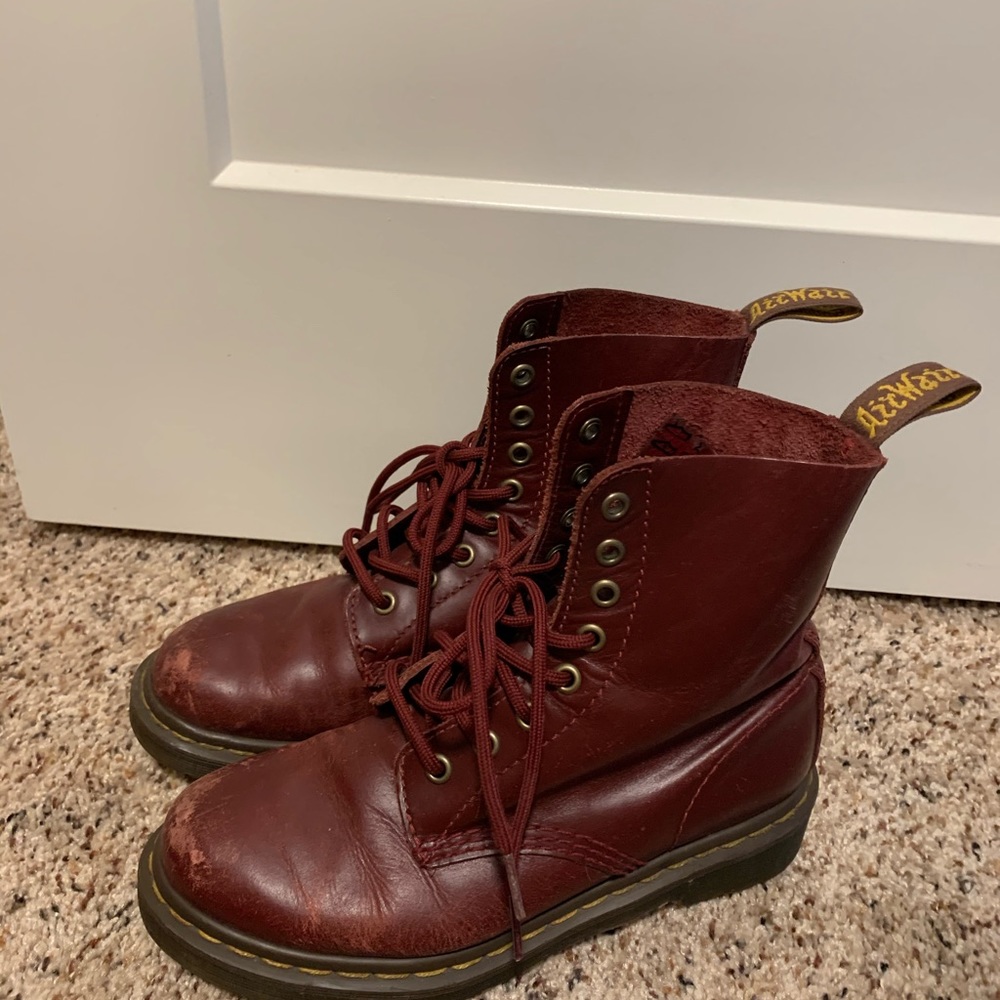 Doc Martens- Maroon